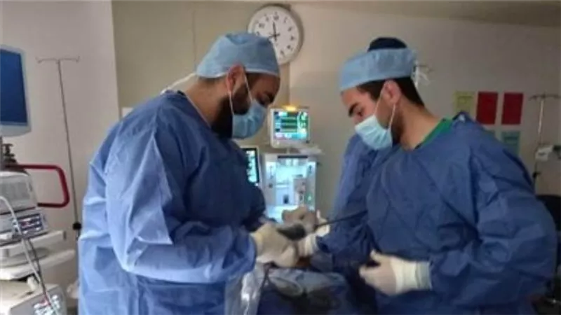 نجاح جراحة لاستكشاف القنوات المرارية بالمنظار تحت مظلة التأمين الصحي الشامل