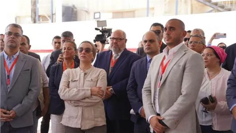 وزيرة البيئة تتابع خطط الإلتزام البيئي للشركات الصناعية الغذائية  