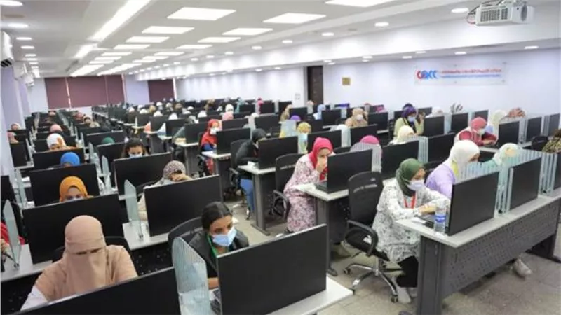 التنظيم والإدارة يواصل اختبار المقتدمين لشغل وظيفة معلم مساعد رياض أطفال 