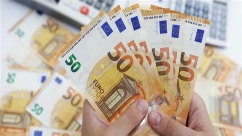 أسعار العملات اليوم الخميس 1-9-2022 في مصر