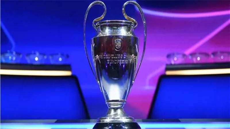 لأسباب أمنية.. «يويفا» يؤجل مباراة في دوري أبطال أوروبا 