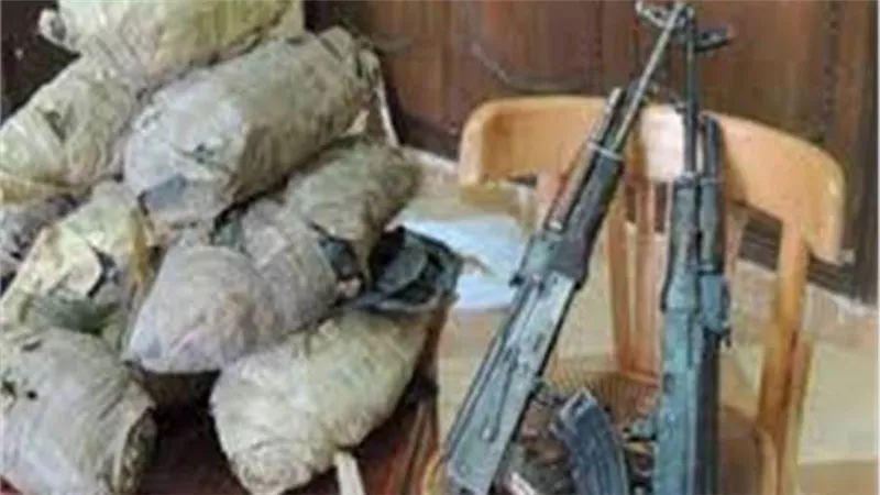 سقوط تاجر مخدرات بـ30 كيلو بانجو وسلاح آلي بالعياط 