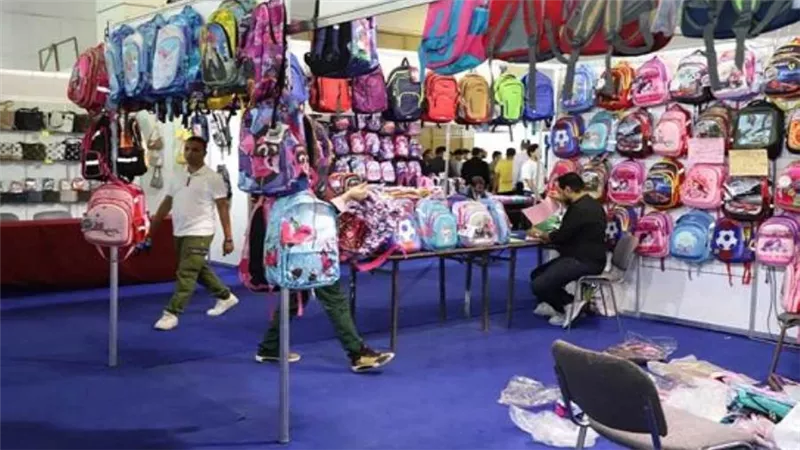 الحكومة تكشف حقيقة طرح السلع بمعارض «أهلا مدارس» بنفس أسعار بيعها بالأسواق