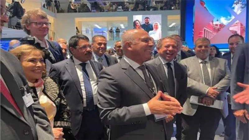 وزير النقل يزور معرض السكك الحديدية اينو ترانس في ألمانيا 