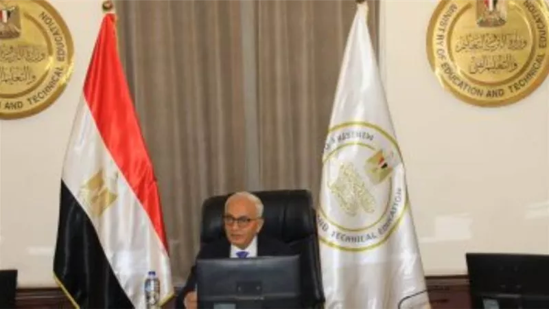 رضا حجازى: مدارس المتفوقين نقطة مضيئة فى تاريخ التعليم المصرى