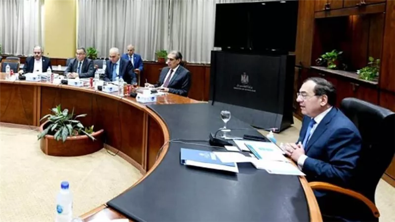 الملا: الشركة العامة للبترول تنتج 68.3 ألف برميل زيت مكافئ يوميا (صور)