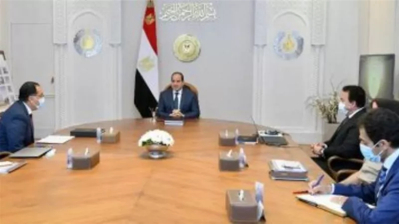 الرئيس السيسى يوجه بتشغيل عيادات مسائية بالمستشفيات