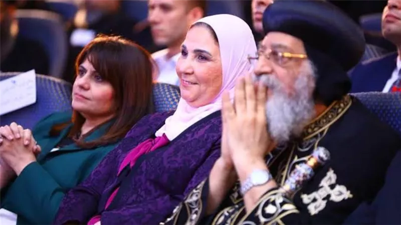 البابا تواضروس يكرّم وزيرة التضامن في احتفالية بنت الملك بـ الكاتدرائية المرقسية