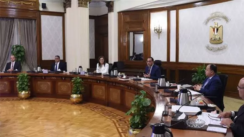 مدبولي يترأس المجموعة الاقتصادية للتنسيق بشأن مواجهة الظروف العالمية الراهنة