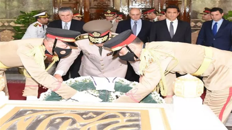 الرئيس السيسي ينيب وزير الدفاع للمشاركة في إحياء ذكرى رحيل جمال عبد الناصر (صور)