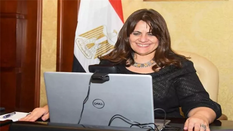 بمشاركة قداسة البابا تواضروس الثاني عبر الڤيديو كونفرانس.. وزيرة الهجرة  تشارك في المؤتمر السنوي لأساقفة أوروبا (صور)