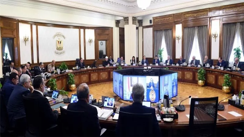 رئيس الوزراء: نصر أكتوبر سيظل نقطة مُضيئة في التاريخ الحديث تجسد صلابة رجال القوات المسلحة المصرية وتضحياتهم (صور)