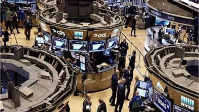 الأسهم الأوروبية ترتفع وسط ترقب بيانات رئيسية ومحضر اجتماع المركزي
