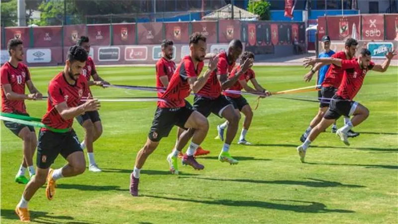 قبل السفر إلى تونس..الأهلي يخوض مرانه الأخير بالتتش 