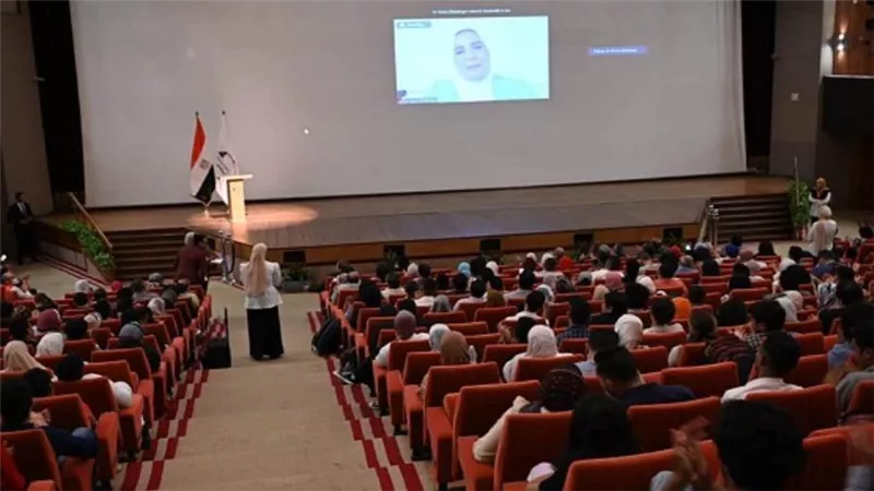 وزيرة التضامن تدشن من مكتبة الإسكندرية برنامج المتطوعين المشاركين في تنظيم قمة المناخ COP27 بشرم الشيخ (صور)