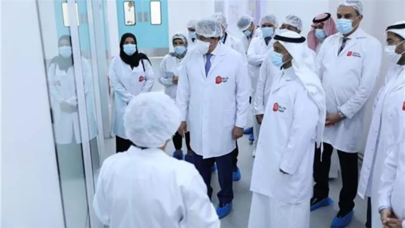 وزير الصحة ونظيره السعودي يتفقدان مدينة الدواء المصرية 