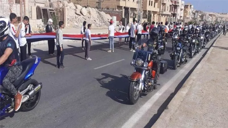 وزير الرياضة يشهد الاحتفال بذكرى انتصارات أكتوبر المجيدة بحمل أطول علم في تاريخ المسيرات الرياضية بالجيزة (صور)