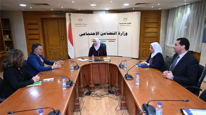 مذكرة تفاهم بين التضامن ومعهد سيام باري الإيطالي لتنفيذ مبادرات تنموية مشتركة