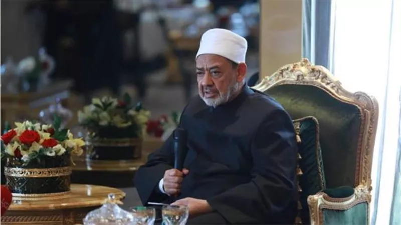 شيخ الأزهر يعقد حوارًا مفتوحًا مع الشباب البحريني صناع السلام
