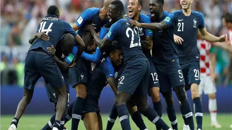 مدرب منتخب فرنسا يجهز مفاجأة في قائمة مونديال 2022 