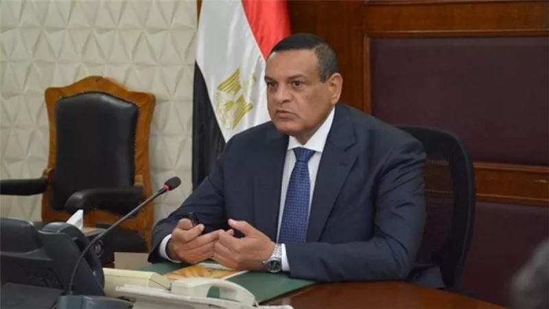 وزير التنمية المحلية التوسع فى تنفيذ المعارض والشوادر بالمحافظات خاصة فى المناطق الشعبية