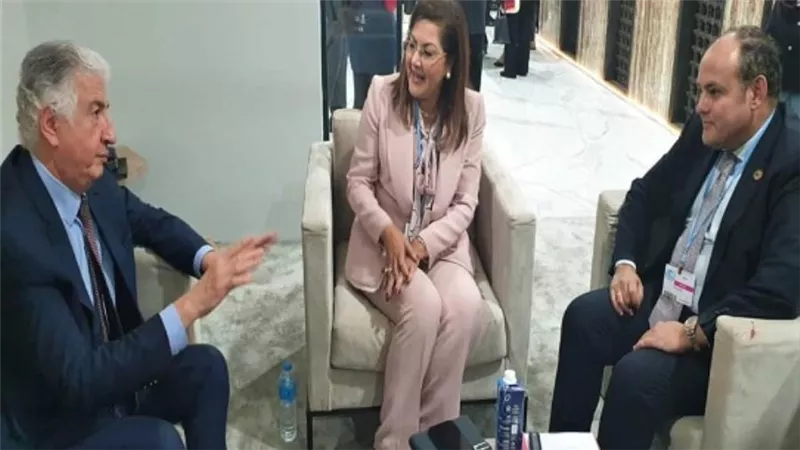 وزيرا التخطيط والصناعة يلتقيان رئيس المؤسسة الدولية الإسلامية لتمويل التجارة (صور)