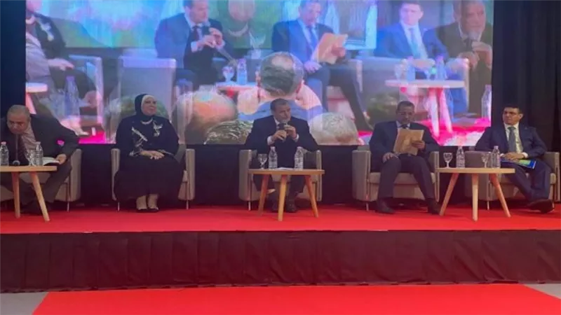 ضمن المعرض العربى للمؤسسات الصغيرة بالجزائر.. نيفين جامع تعرض تجربة مصر في النهوض بقطاع المشروعات الصغيرة (صور)