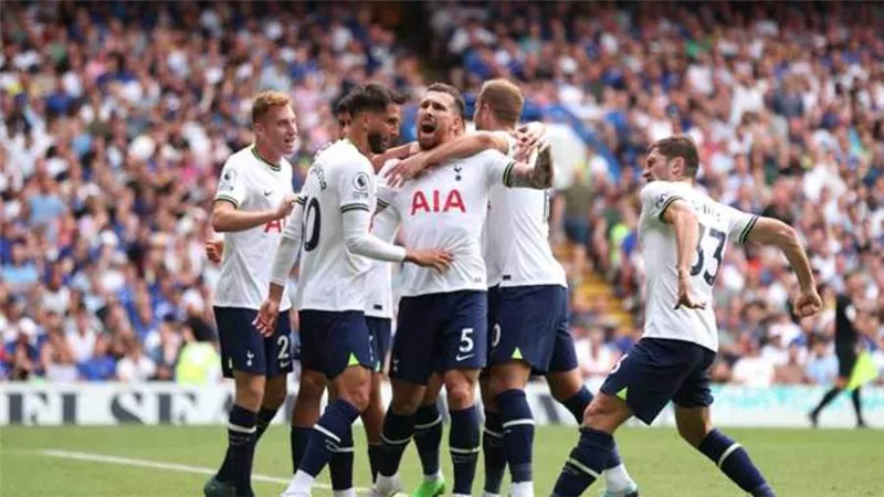 بورنموث يفوز على إيفرتون 3-0 في الدوري الإنجليزي
