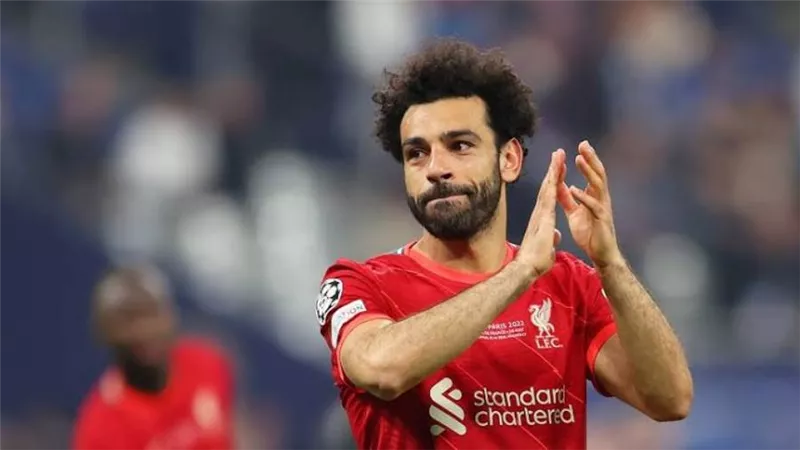 محمد صلاح يزين التشكيل الأساسي لـ ليفربول أمام توتنهام في الدوري الإنجليزي