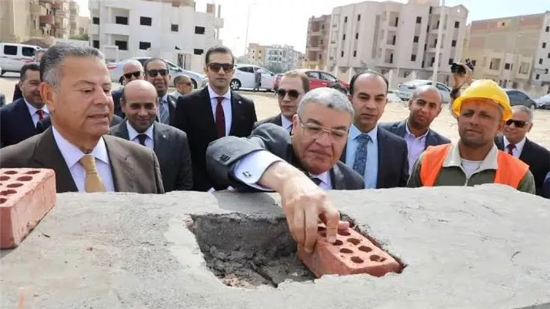 محافظ المنيا ومساعد وزير العدل يفتتحان فرع توثيق نادي القضاة ومكتبين شهر عقاري
