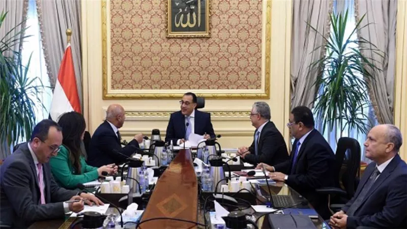 رئيس الوزراء يتابع الموقف التنفيذي لمشروع استكمال وتطوير ميناء العين السخنة (صور)