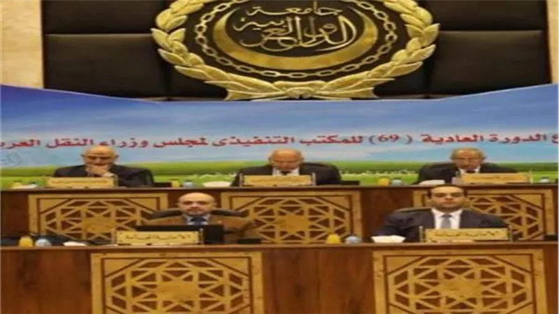 وزير النقل: مصر حريصة على ربط الدول العربية برًا وبحرًا وجوًا 