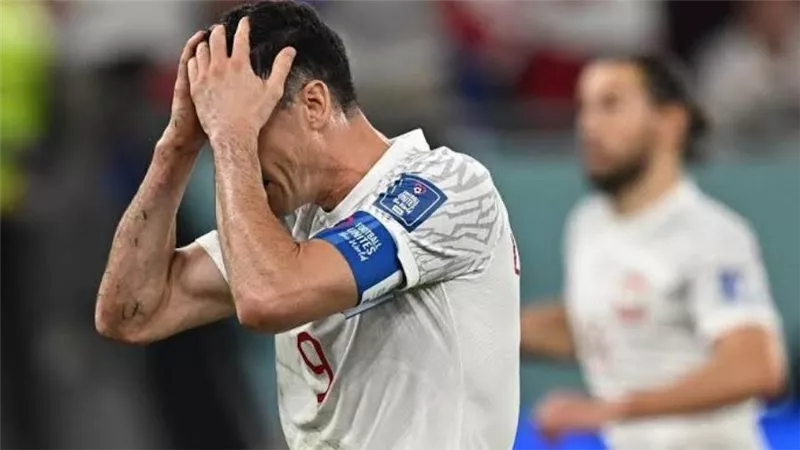 التعادل السلبي يحسم نتيجة مباراة المكسيك وبولندا في كأس العالم