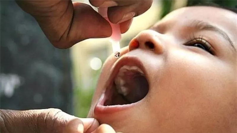 الصحة تطلق حملة تطعيم ضد مرض شلل الأطفال