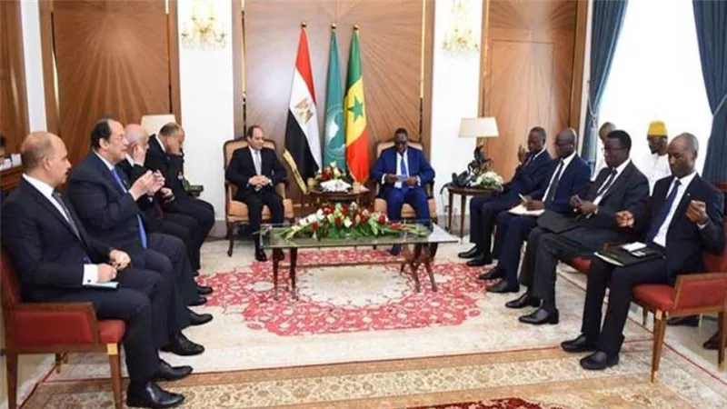 الرئيس يتابع المخطط القومي لحل مشكلة الاختناقات المرورية بالقاهرة الكبرى