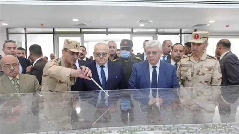 عاشور والخشت يتفقدان الأعمال الإنشائية بمستشفى 500 500 في الشيخ زايد