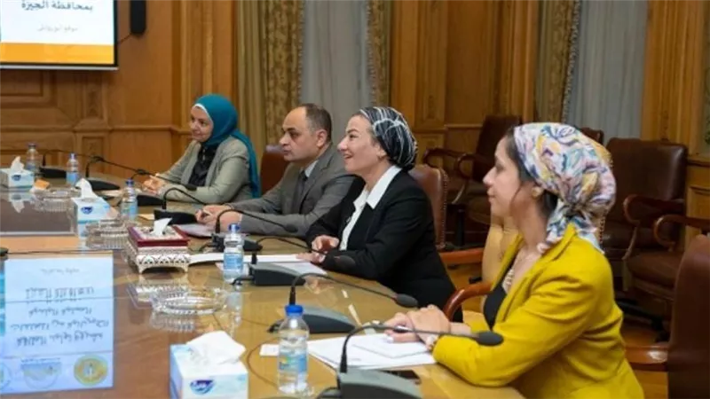 وزيرا الإنتاج الحربي والبيئة يناقشان مشروع تحويل المخلفات إلى طاقة كهربائية بأبو رواش (صور)