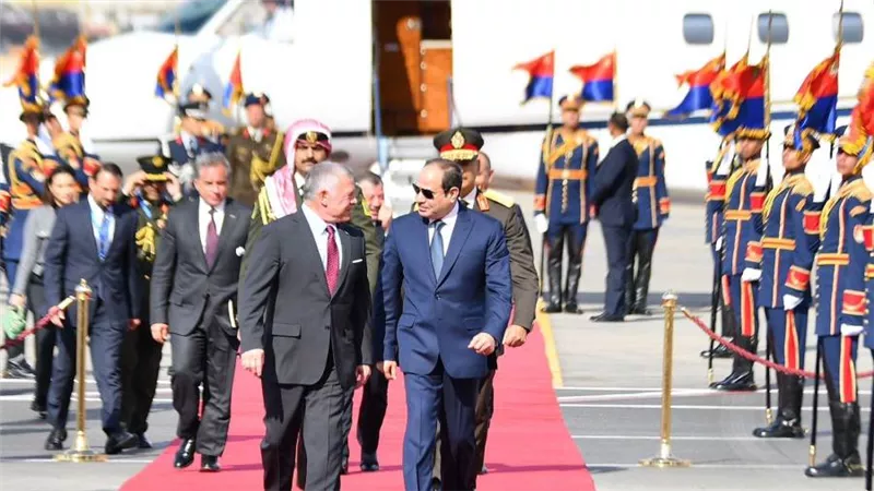تفاصيل لقاء الرئيس السيسي وملك الأردن بقصر الاتحادية 