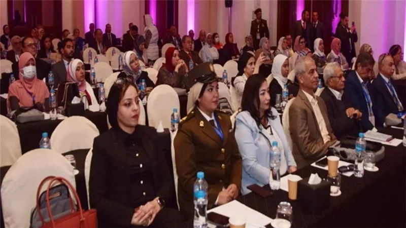 القوات المسلحة تنظم المؤتمر السنوى الأول لمعامل القوات المسلحة للبحوث الطبية وبنك الدم 