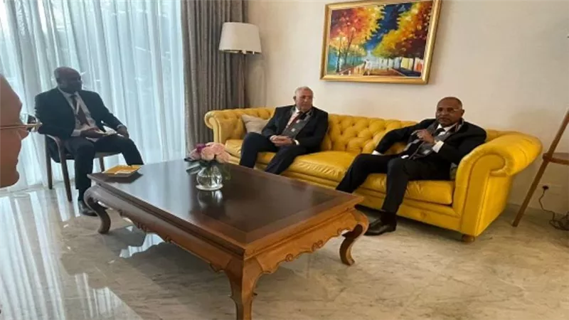 القصير يلتقي نائب رئيس الجمهورية ورئيس الوزراء الإيفواري على هامش مشاركته في اجتماع الأمن الغذائي بأبيدجان (صور)