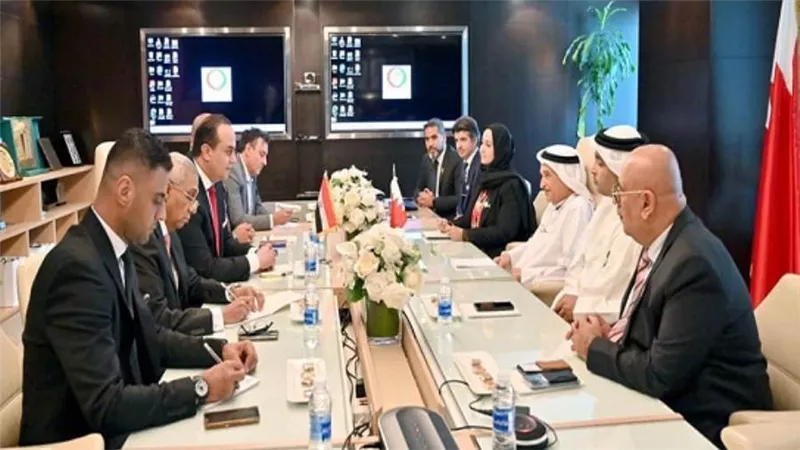 رئيس المجلس الأعلى للصحة ووزيرة الصحة بالبحرين يستقبلان 