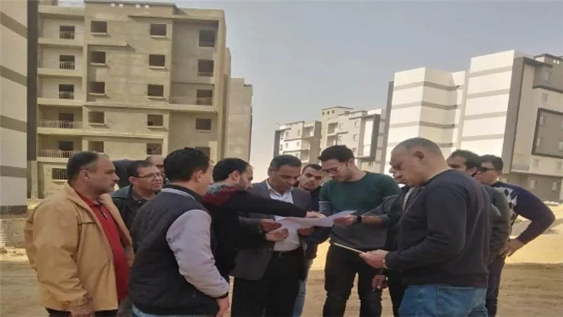 مسئولو جهاز مدينة بدر يتفقدون المرحلة الثانية من سكن الموظفين بالدولة المنتقلين إلى العاصمة الإدارية الجديدة (صور)