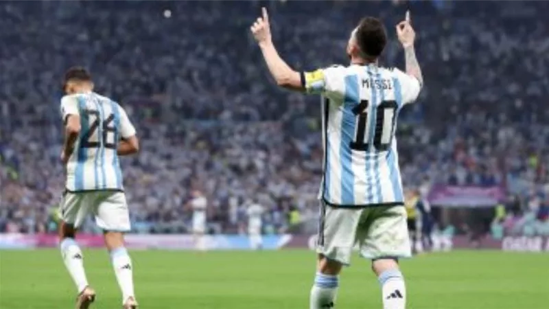 ميسي يقود الأرجنتين لنهائى كأس العالم 2022 بثلاثية ضد كرواتيا