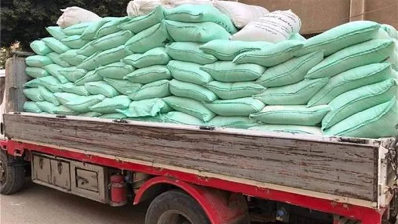 ضبط سيارة محملة بـ8 أطنان دقيق مدعم بدون ترخيص في الجيزة 