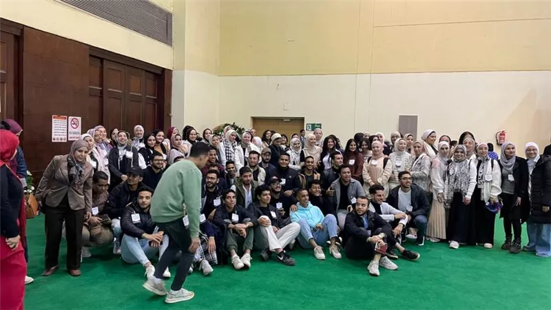 غرفة صناعة منتجات الأخشاب تنظم زيارة ل 800 صانع و400 طالب فنون تطبيقية لمعرض كايرو وود شو 