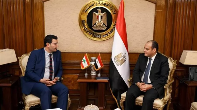 وزير التجارة والصناعة يبحث مع وزير الزراعة اللبناني تنمية أطر التعاون الاقتصادي المشترك بين البلدين