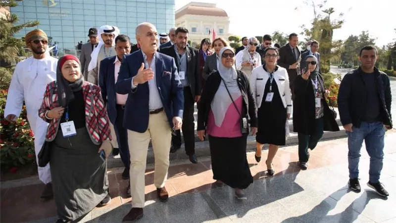 في زيارة موسعة بالعاصمة الإدارية الجديدة..رئيس قطاع الإسكان والمرافق تصطحب أعضاء الوفود العربية والباحثين المشاركين بمؤتمر الإسكان العربي السابع 