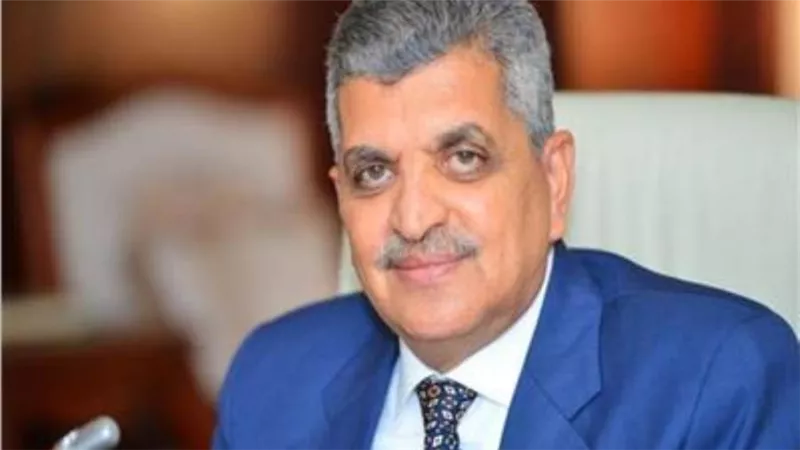 الفريق أسامة ربيع: قناة السويس وإدارتها ستظل مملوكة بالكامل للدولة