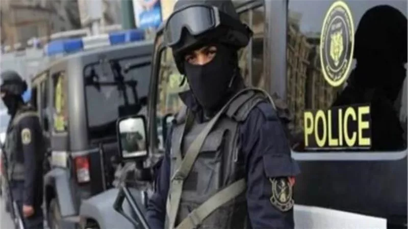 مصرع عنصر شديد الخطورة وضبط 765 آخرين بـ2670 قطعة سلاح 