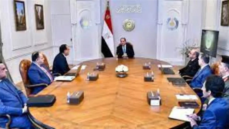 توجيه رئاسي بإنهاء إشغال الطرق بالسيارات والمركبات المهملة على مستوى الجمهورية